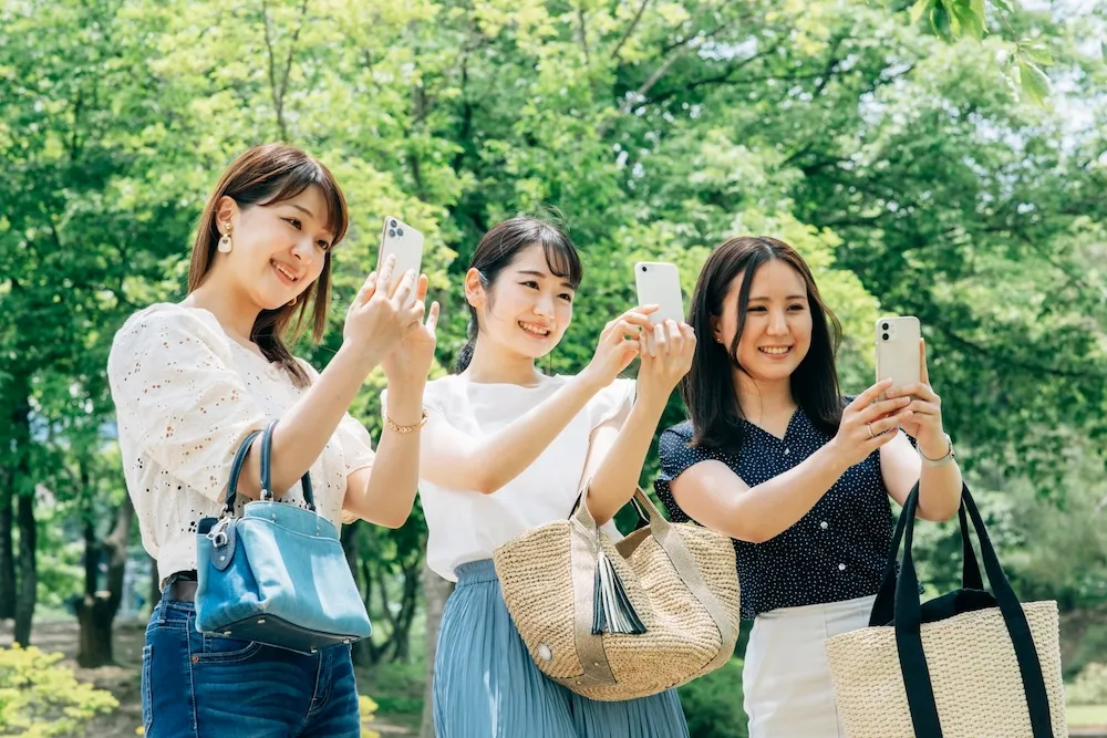 参列できないから「葬儀の写真・動画を送ってほしい」これは失礼？