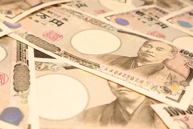 故人の口座が凍結された後でも葬儀費用を引き出せる？必要な手続きは？