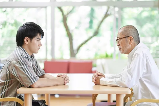 盛大に葬儀をしてあげたい。葬儀に多くの人を呼ぶ方法を教えて