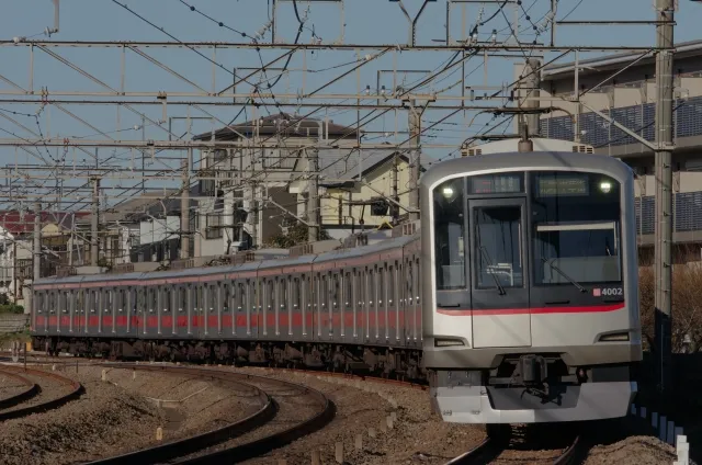 電車にはねられて亡くなった方の葬儀ってどうなるんですか？